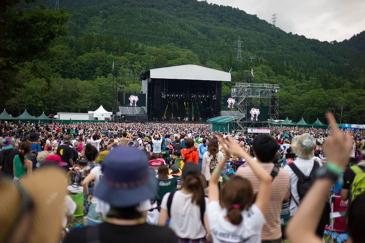 Gen Hoshino at the Fuji Rock Festival 2015